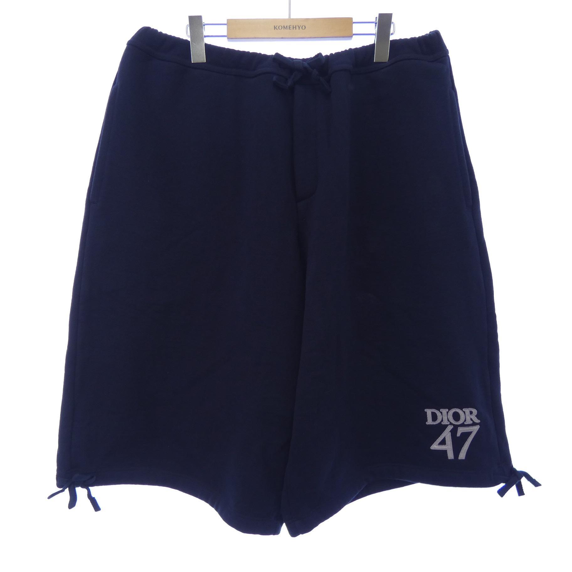 ショートパンツ