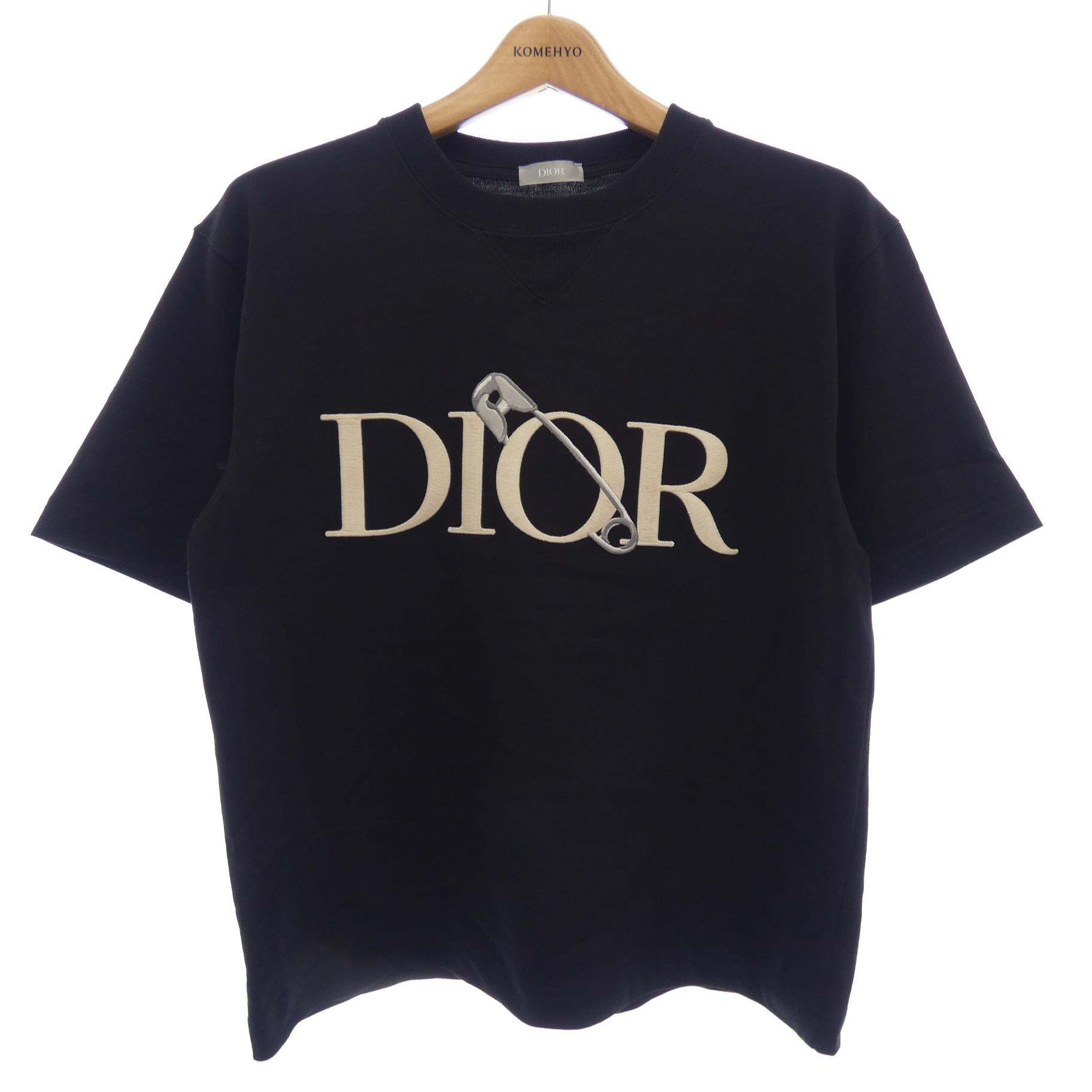 Ｔシャツ