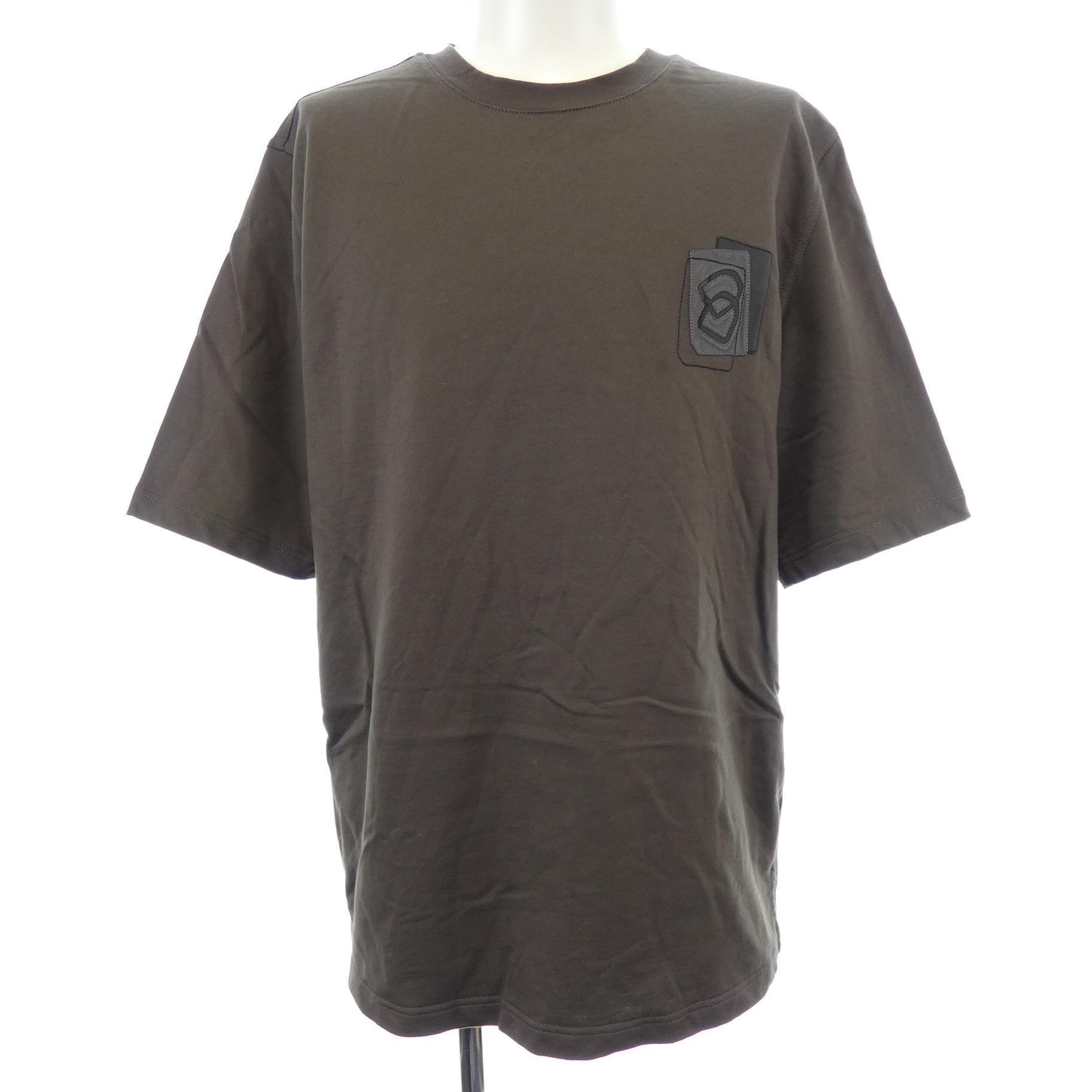 Ｔシャツ