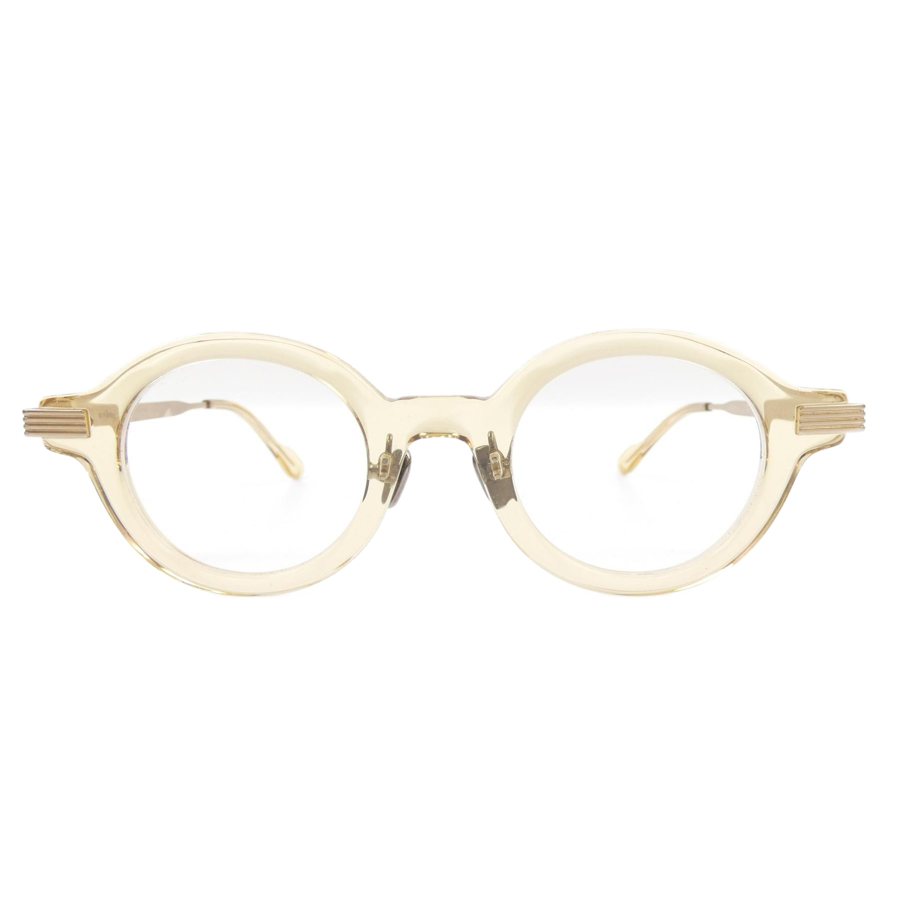 EYEWEAR