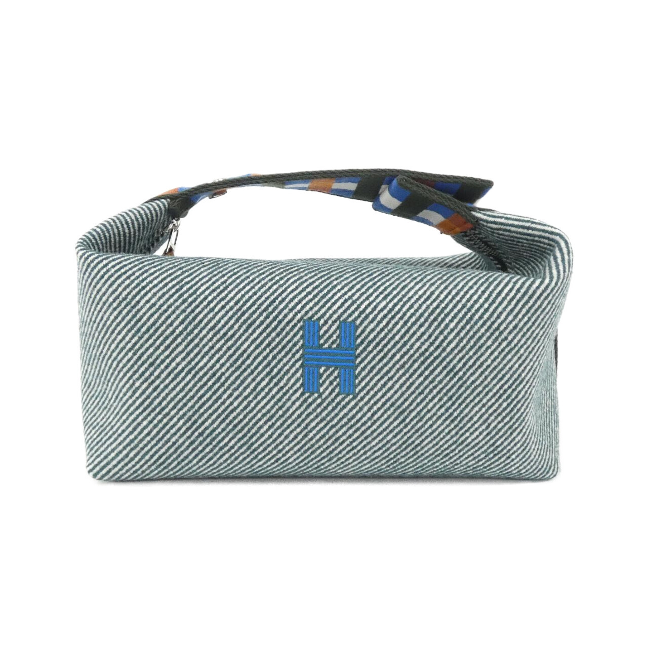 POUCH