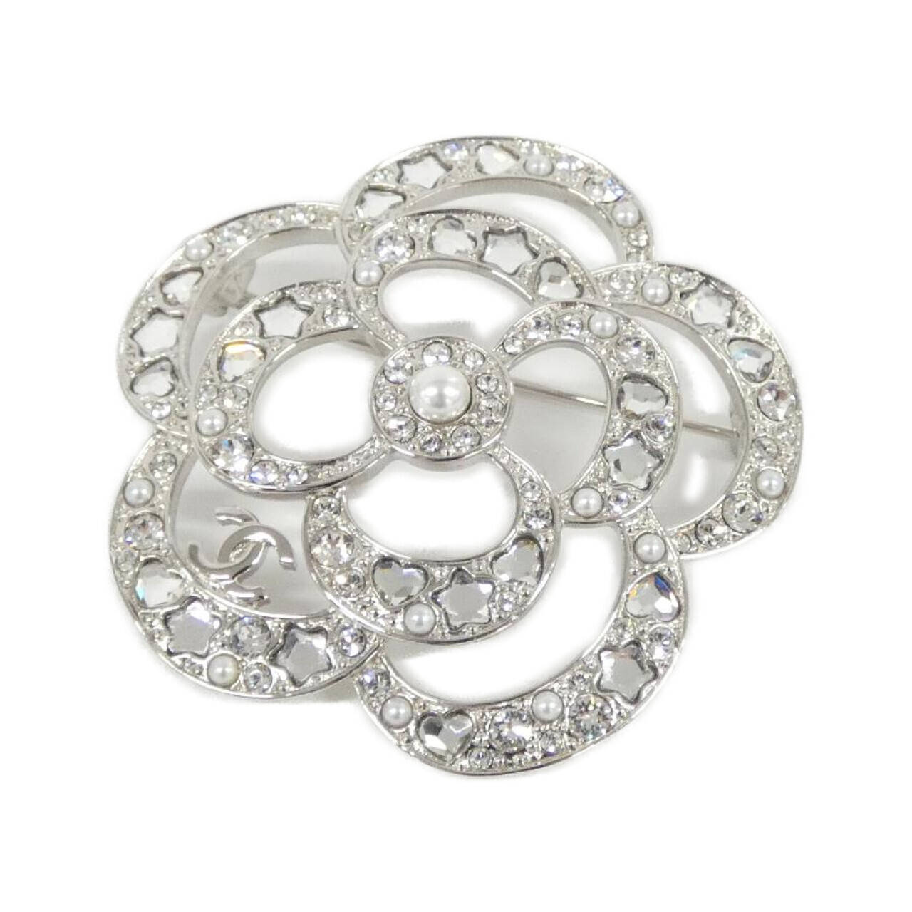 BROOCH
