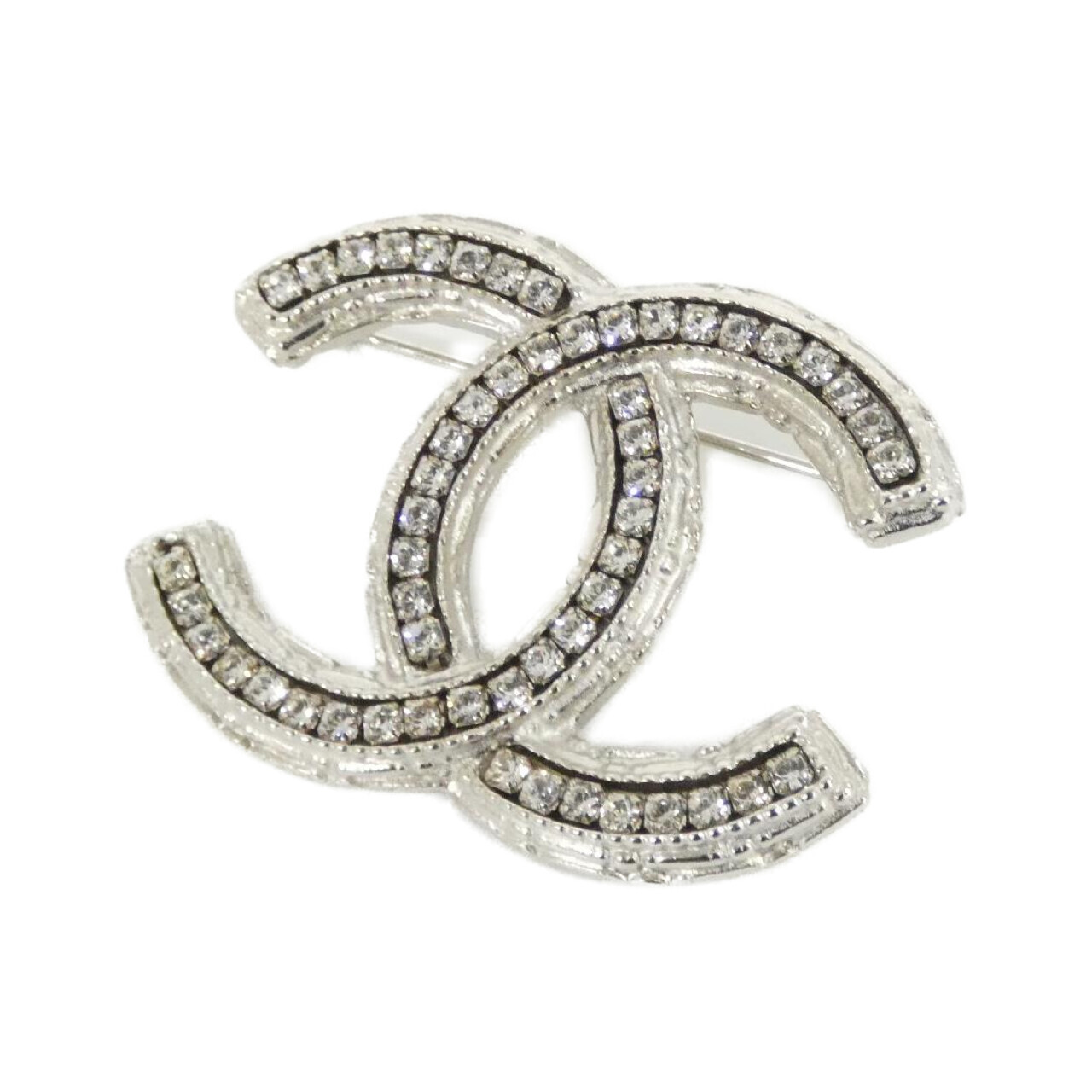 BROOCH