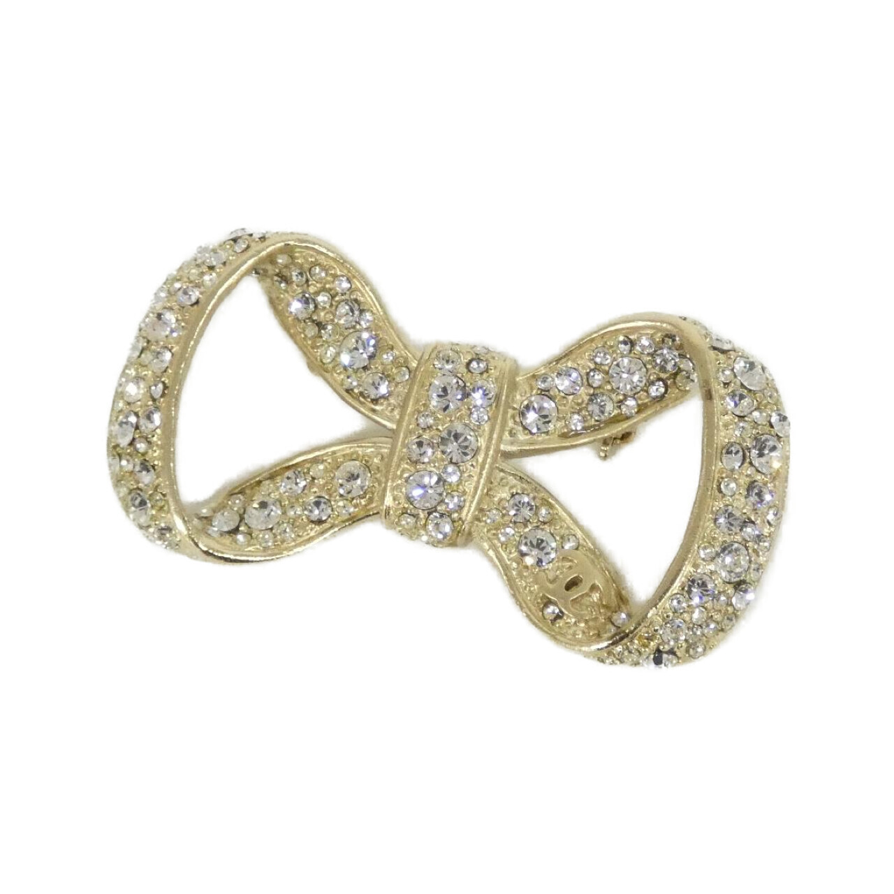 BROOCH
