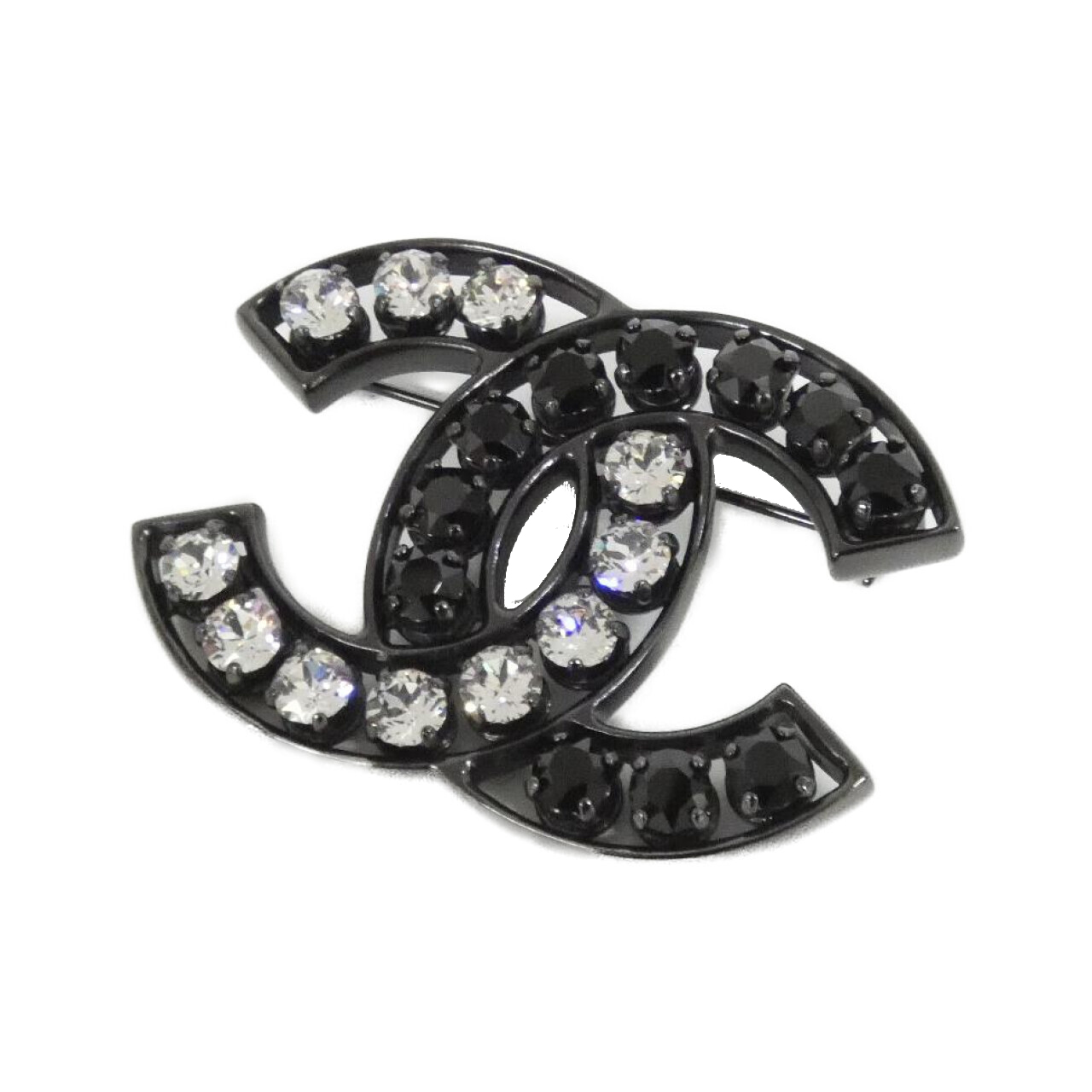 BROOCH