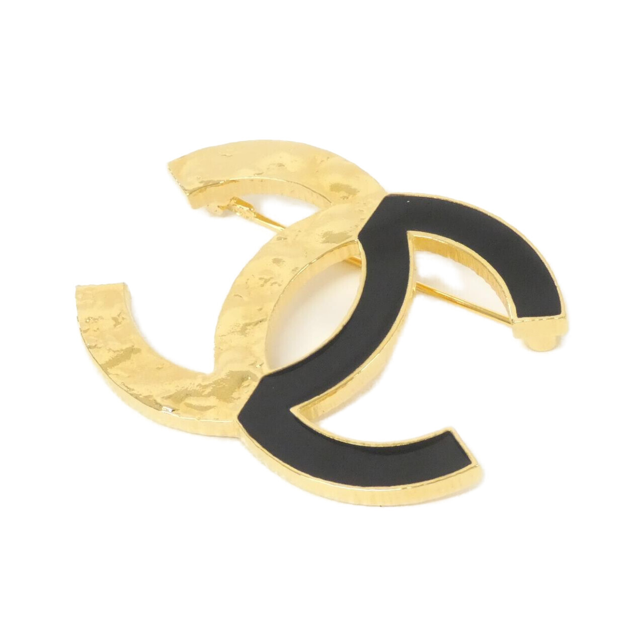 BROOCH