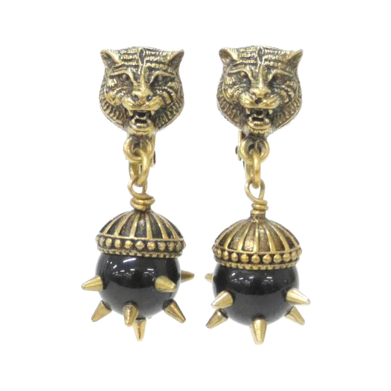 EARRING
