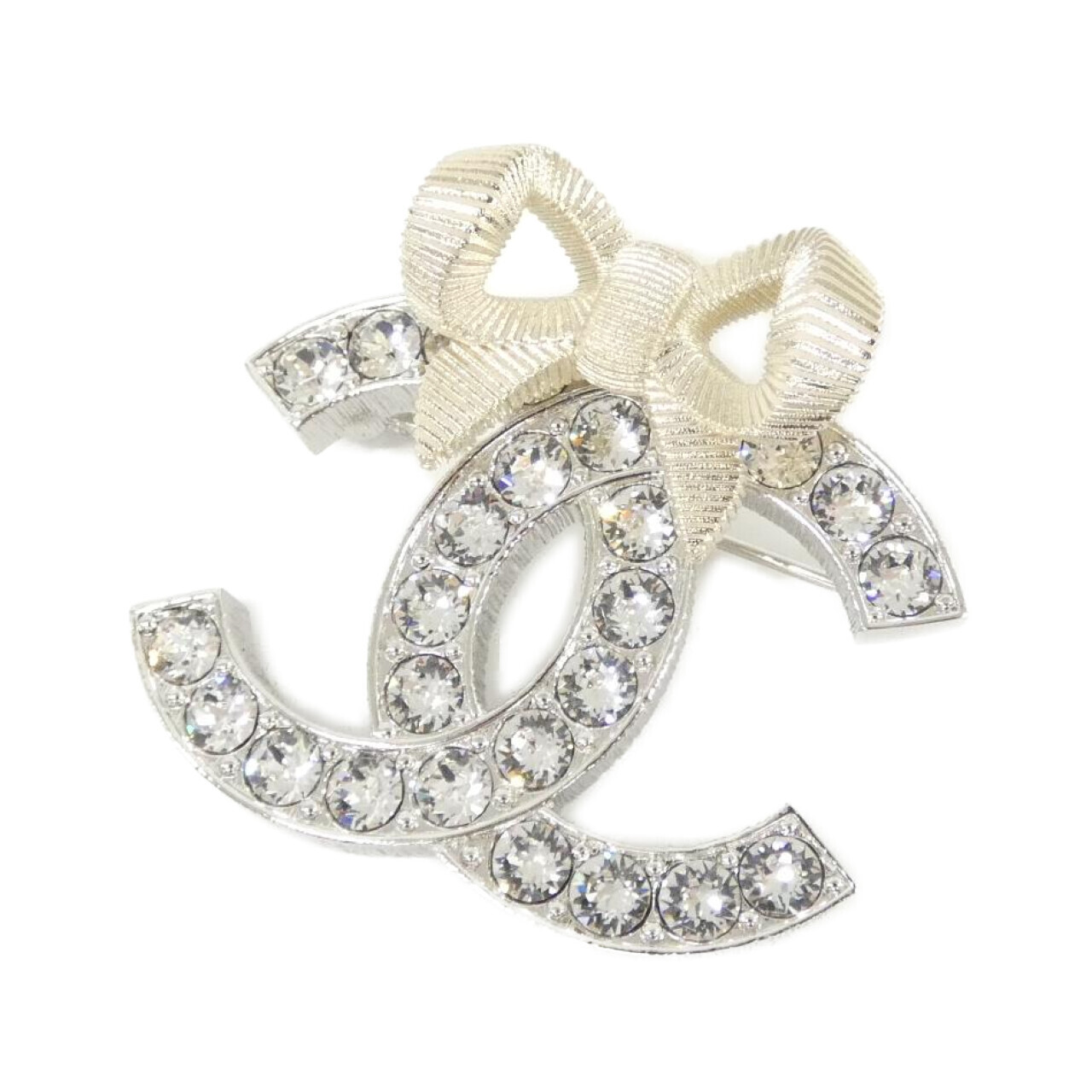 BROOCH