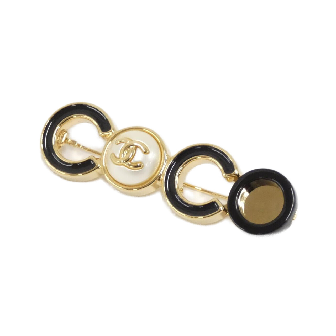 BROOCH