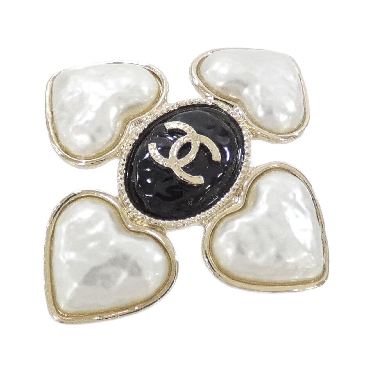 BROOCH