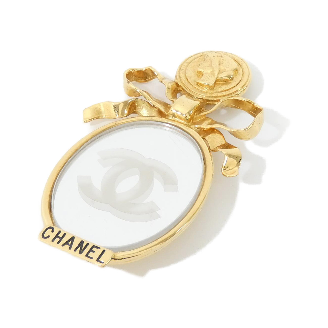 BROOCH
