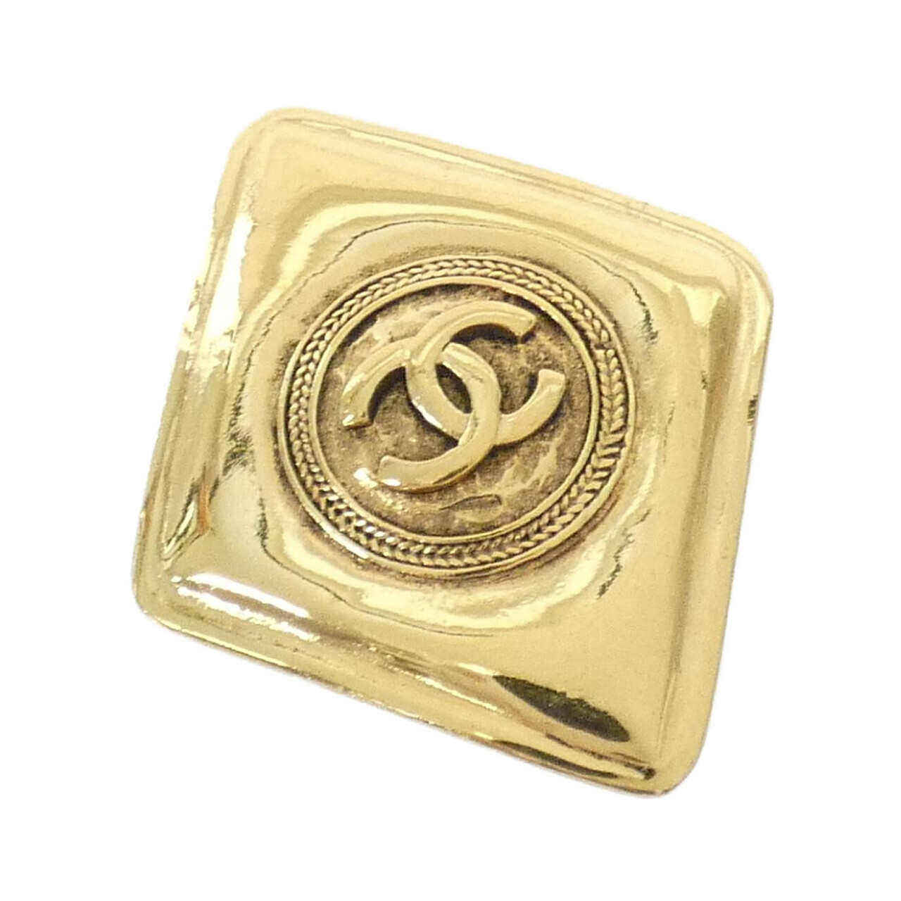 BROOCH