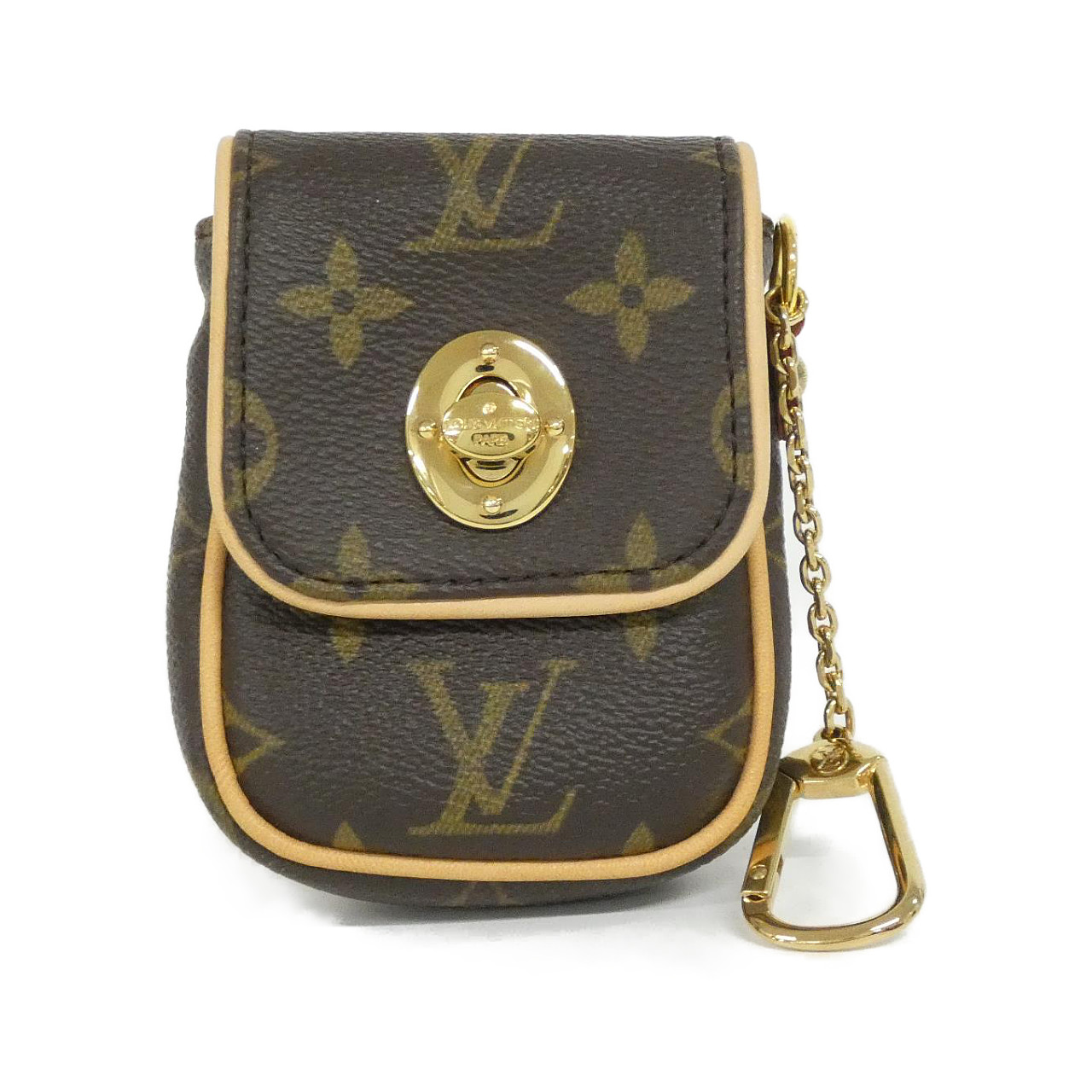 POUCH