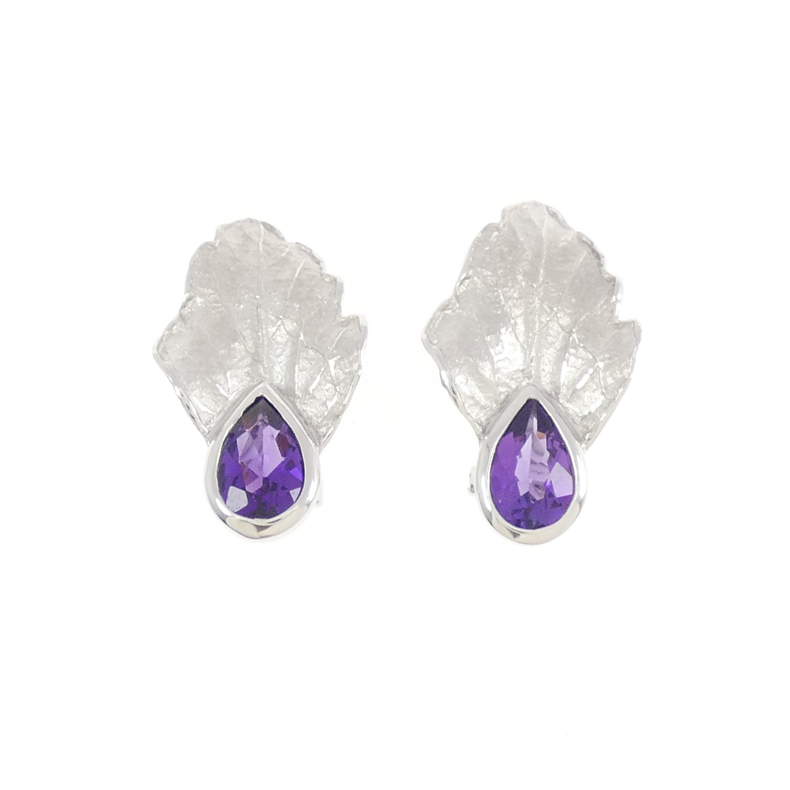 ﾋﾟｱｽ/ｲﾔﾘﾝｸﾞ
