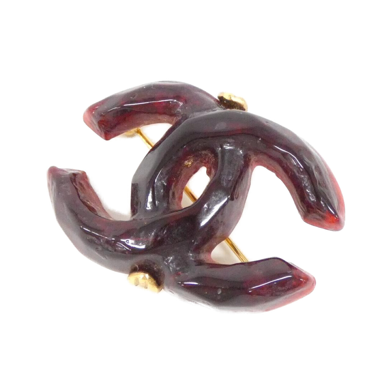 BROOCH
