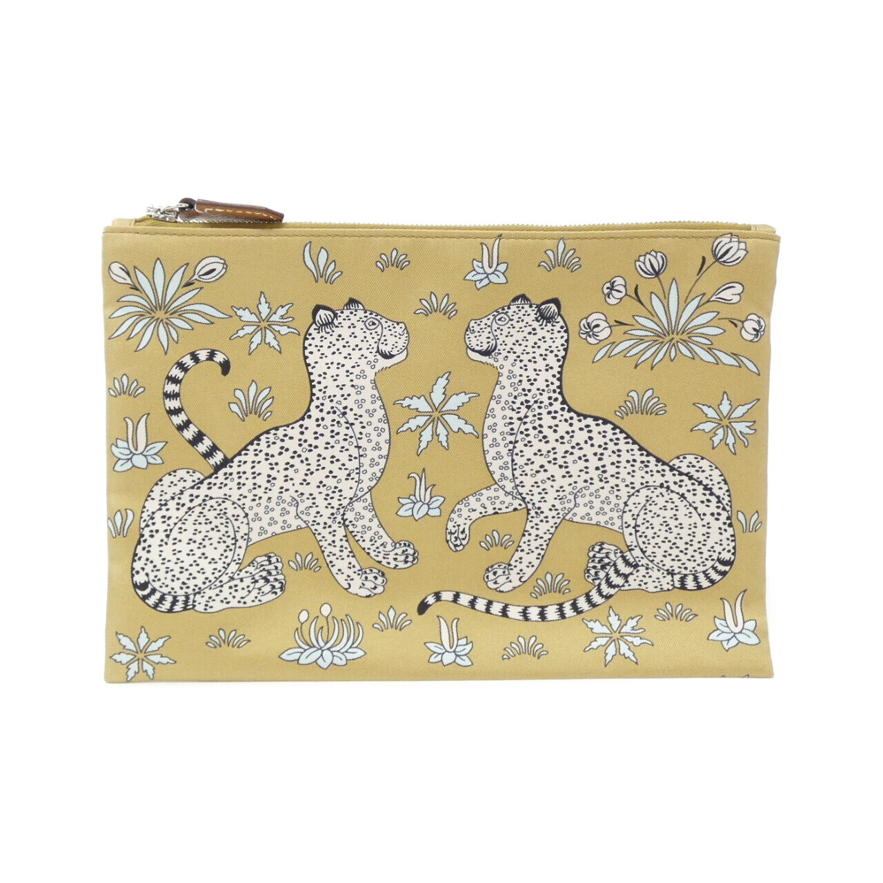 POUCH