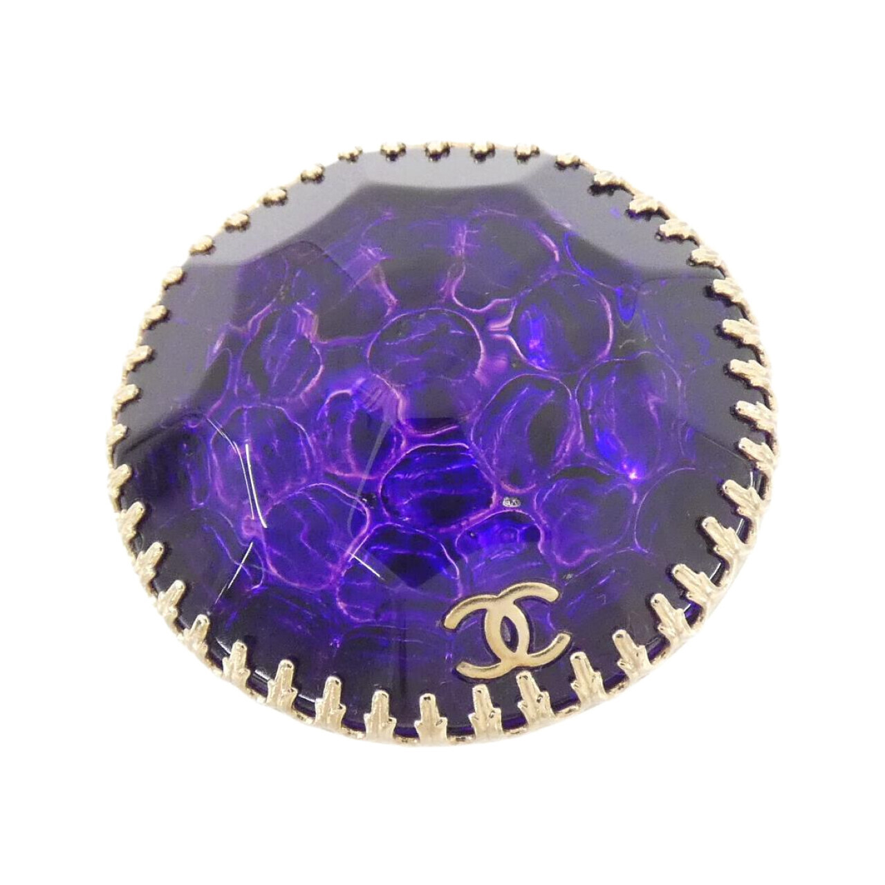 BROOCH