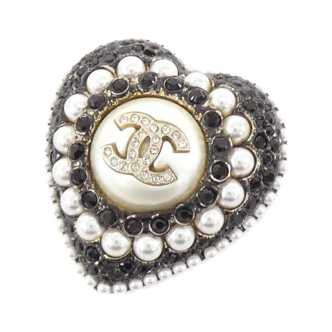 BROOCH