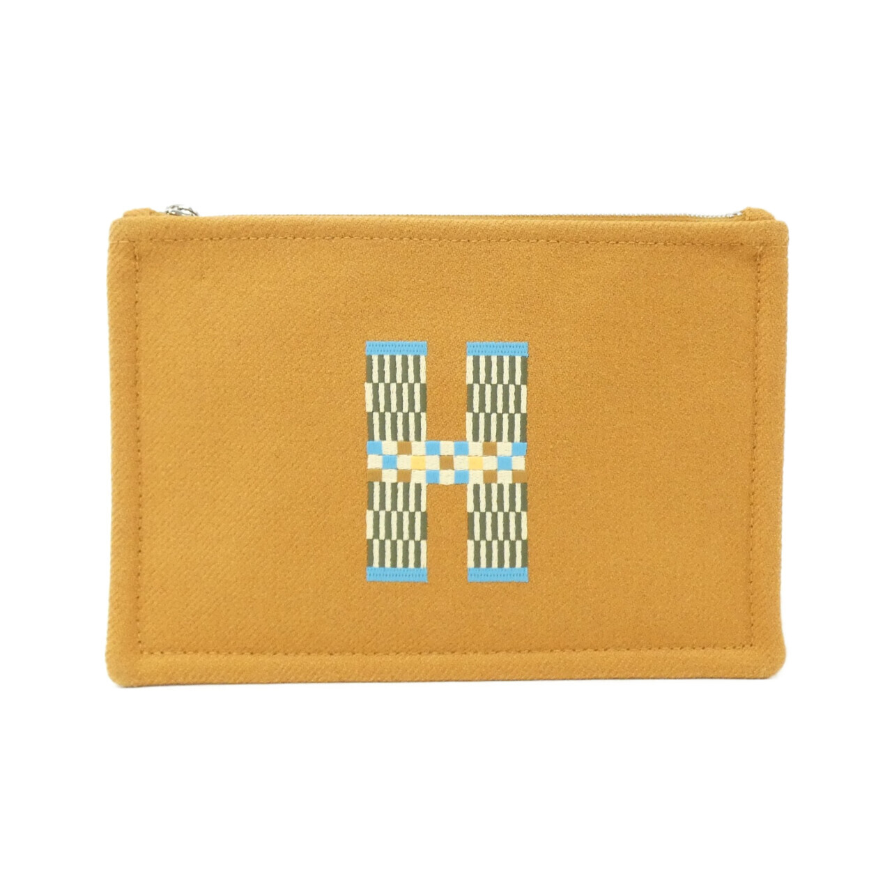 POUCH