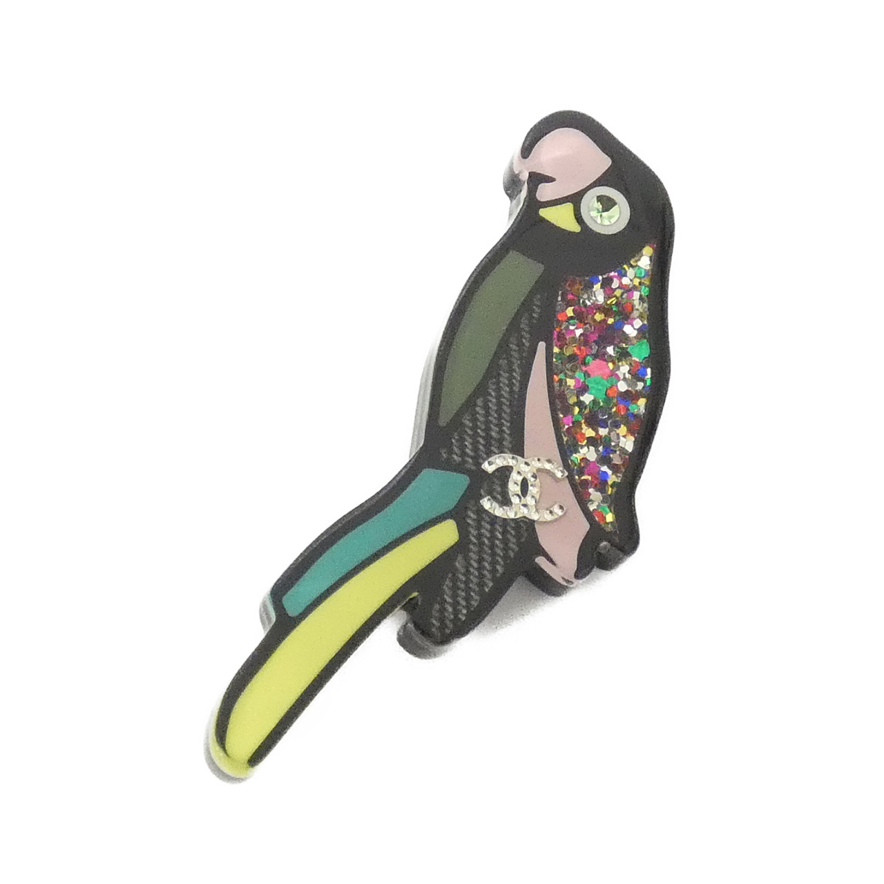 BROOCH