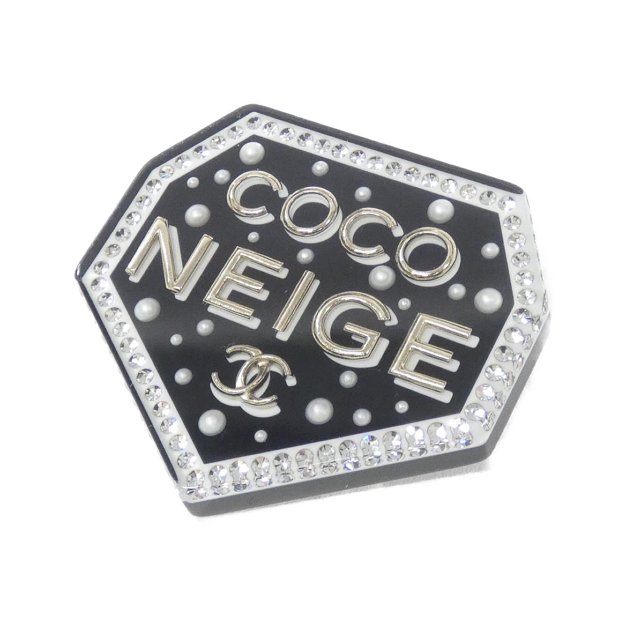 BROOCH