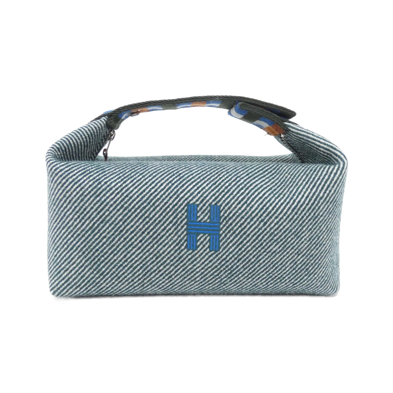 POUCH
