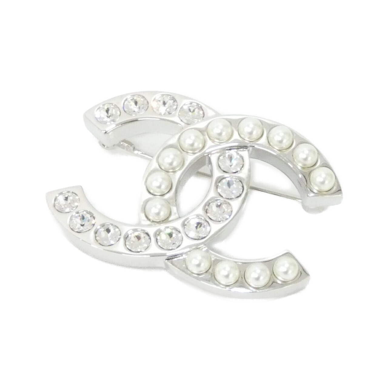 BROOCH