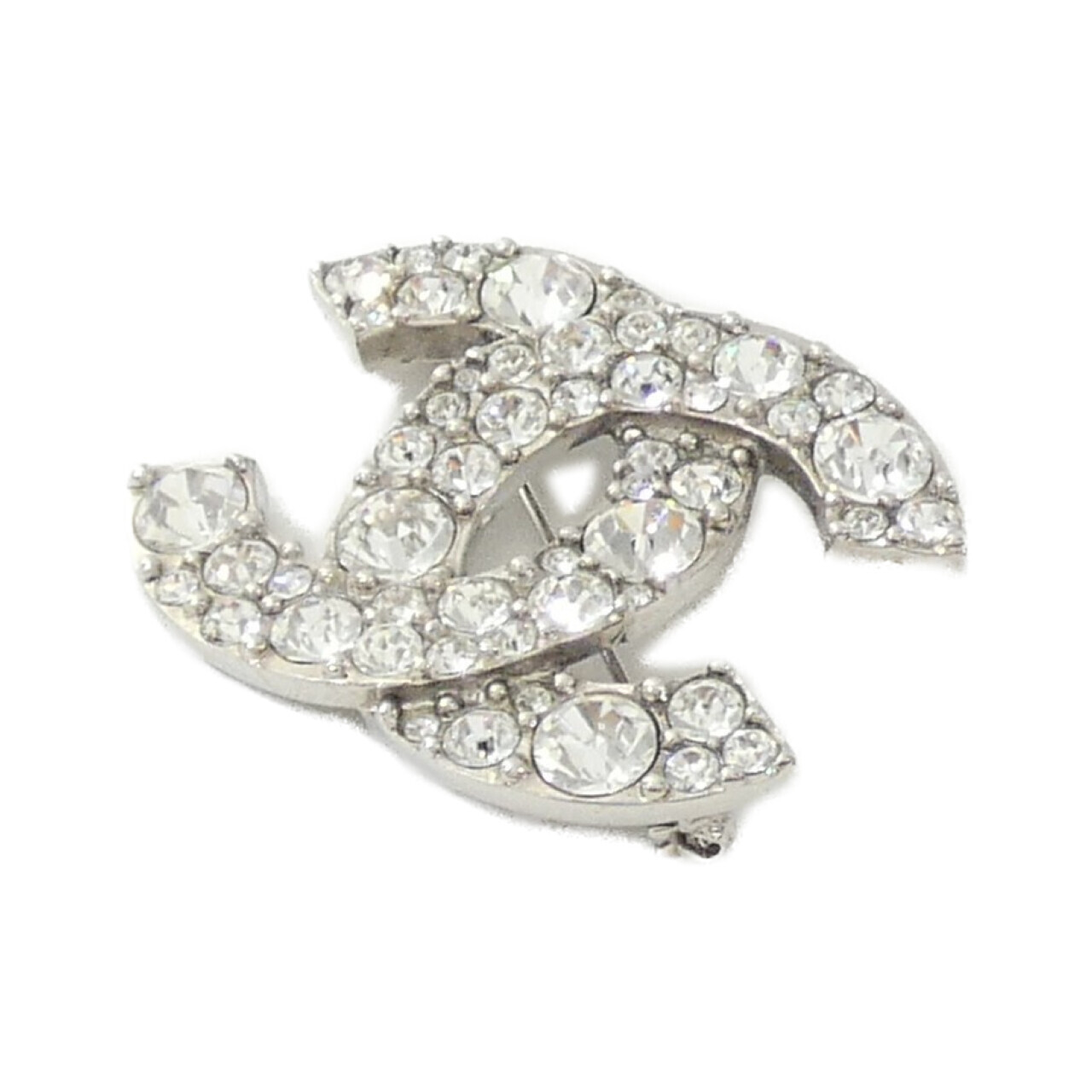 BROOCH