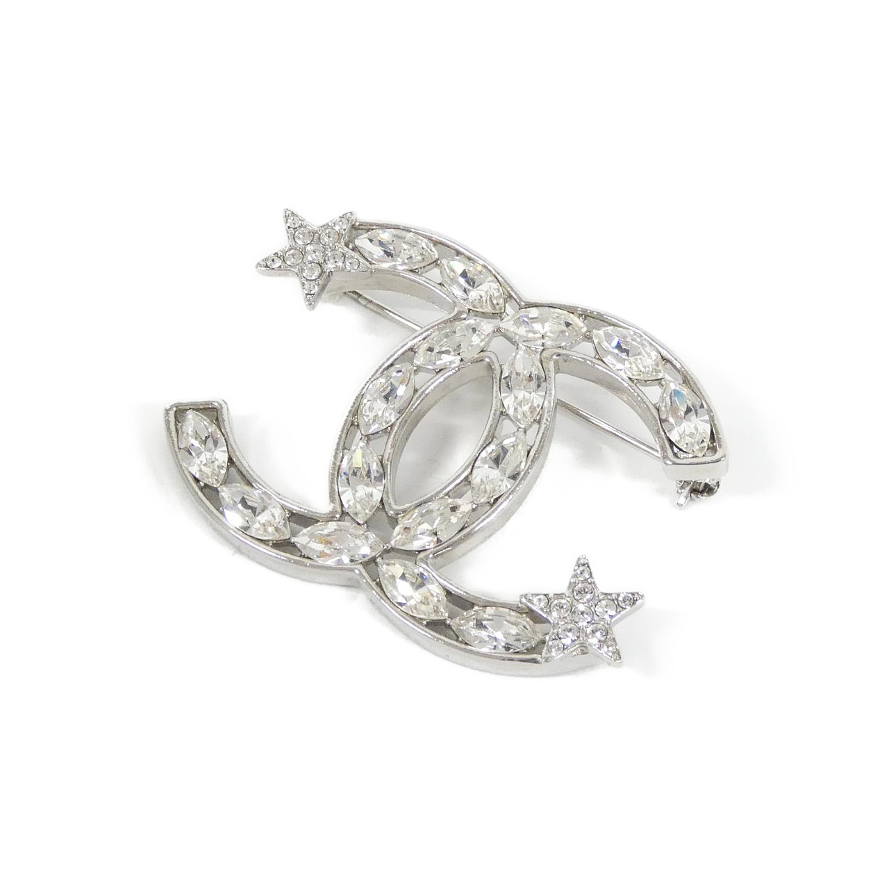 BROOCH