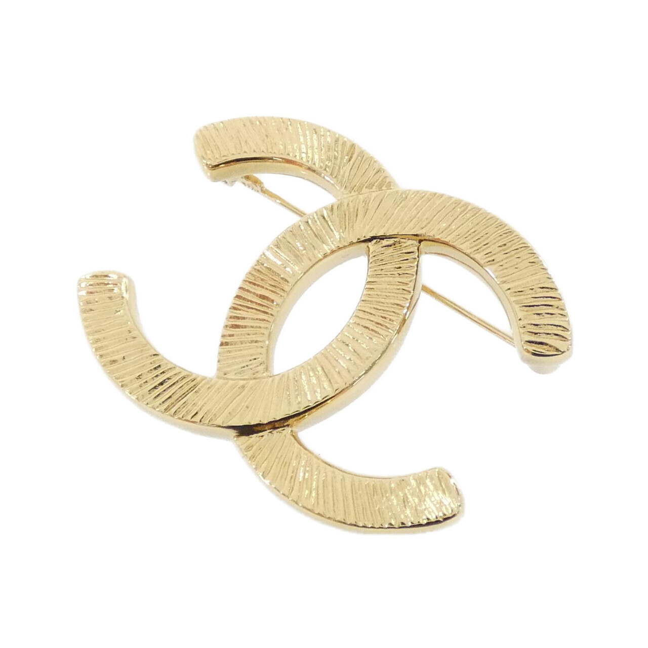 BROOCH