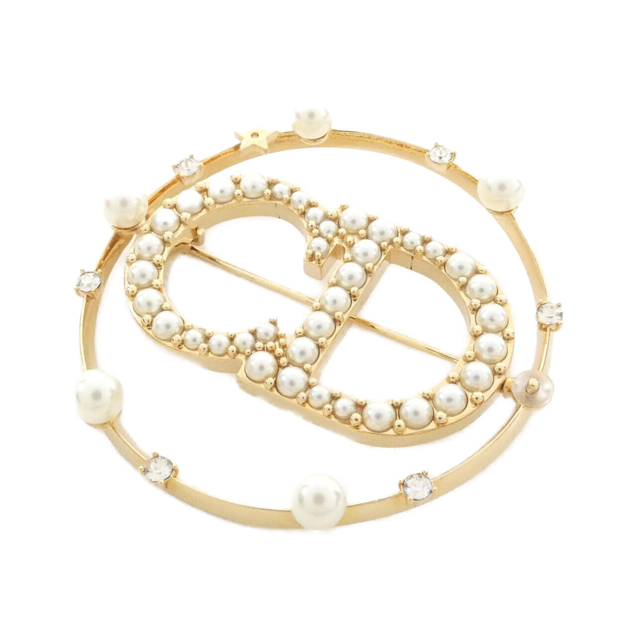 BROOCH