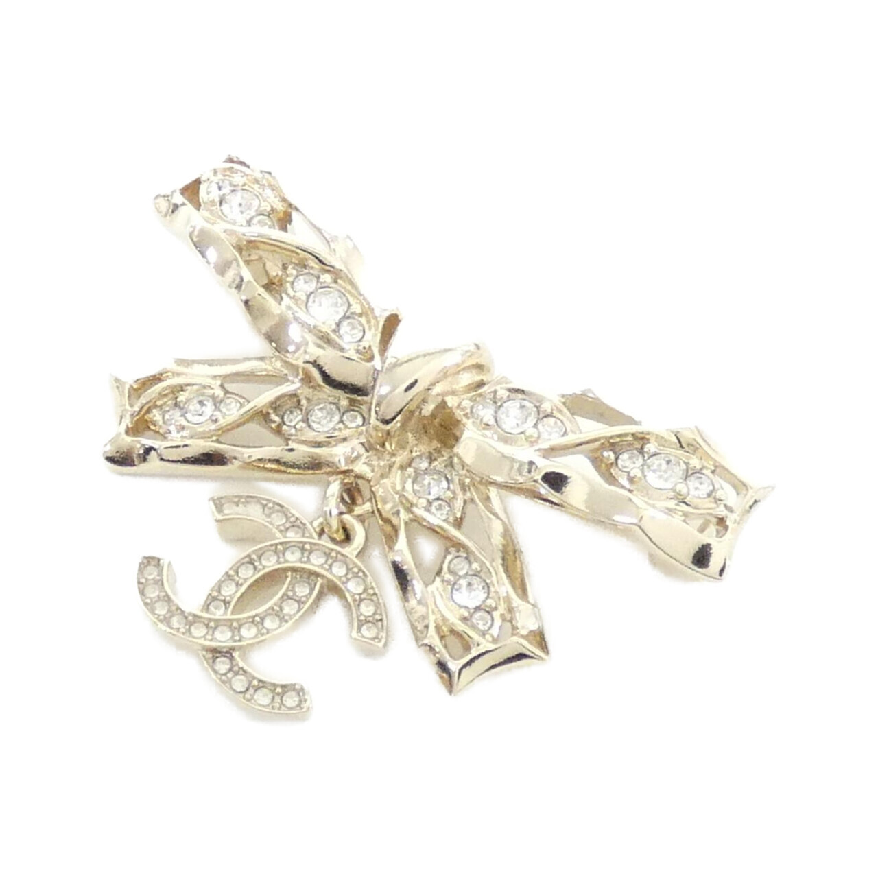 BROOCH