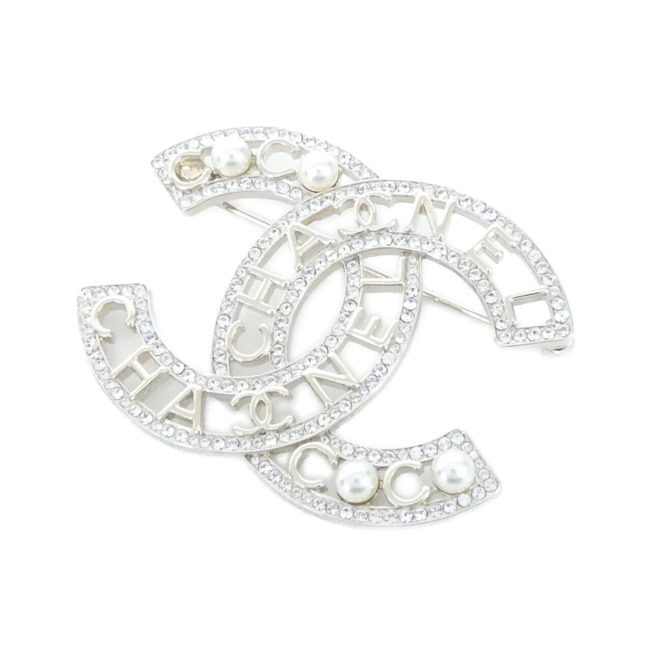 BROOCH