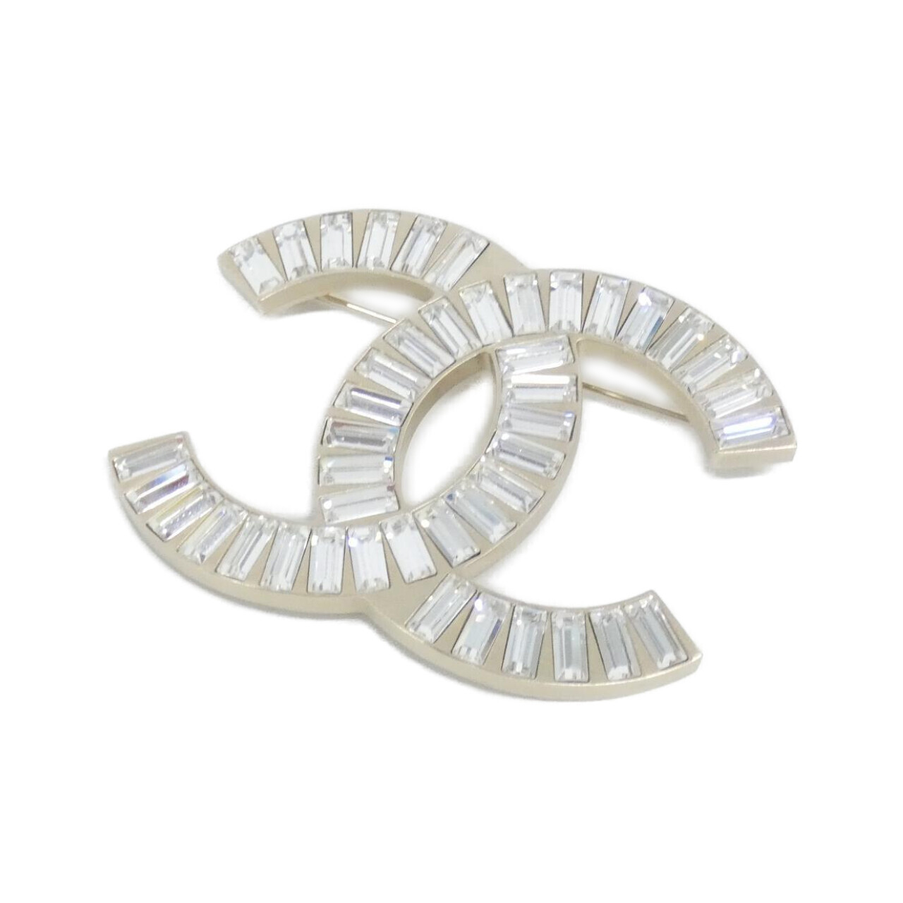 BROOCH