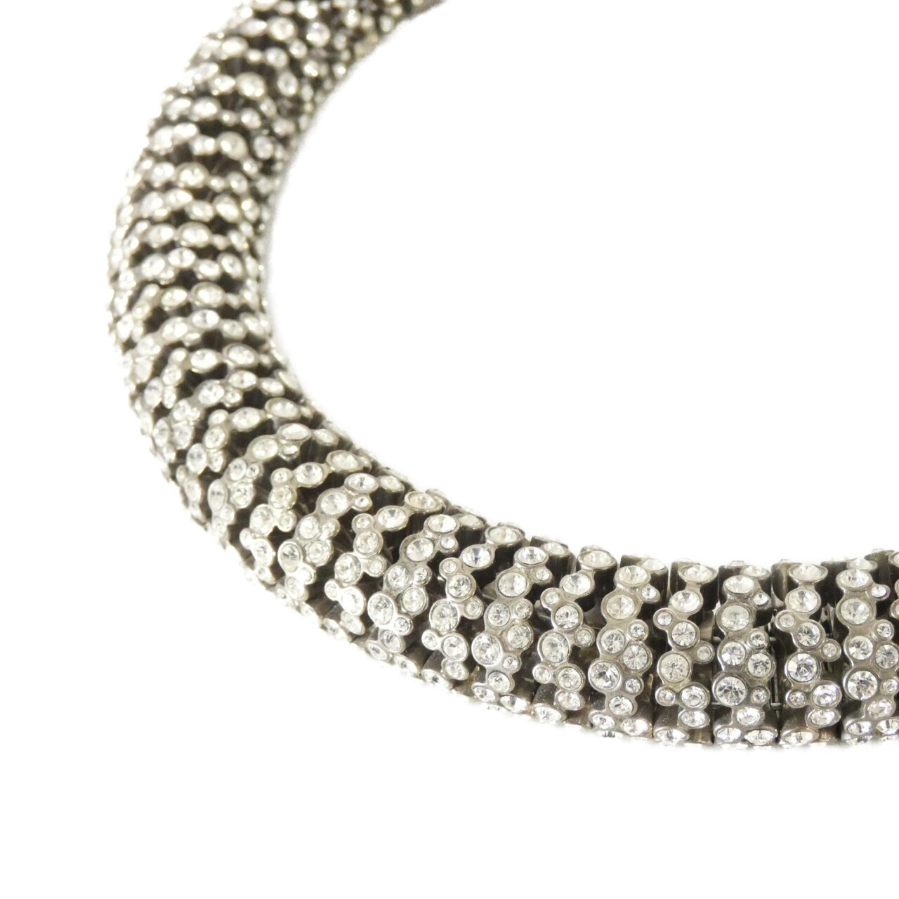 CHOKER