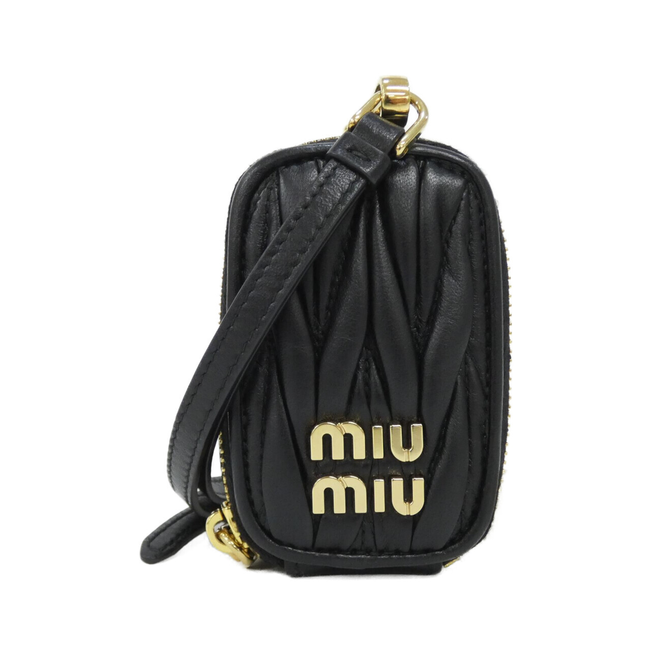 POUCH