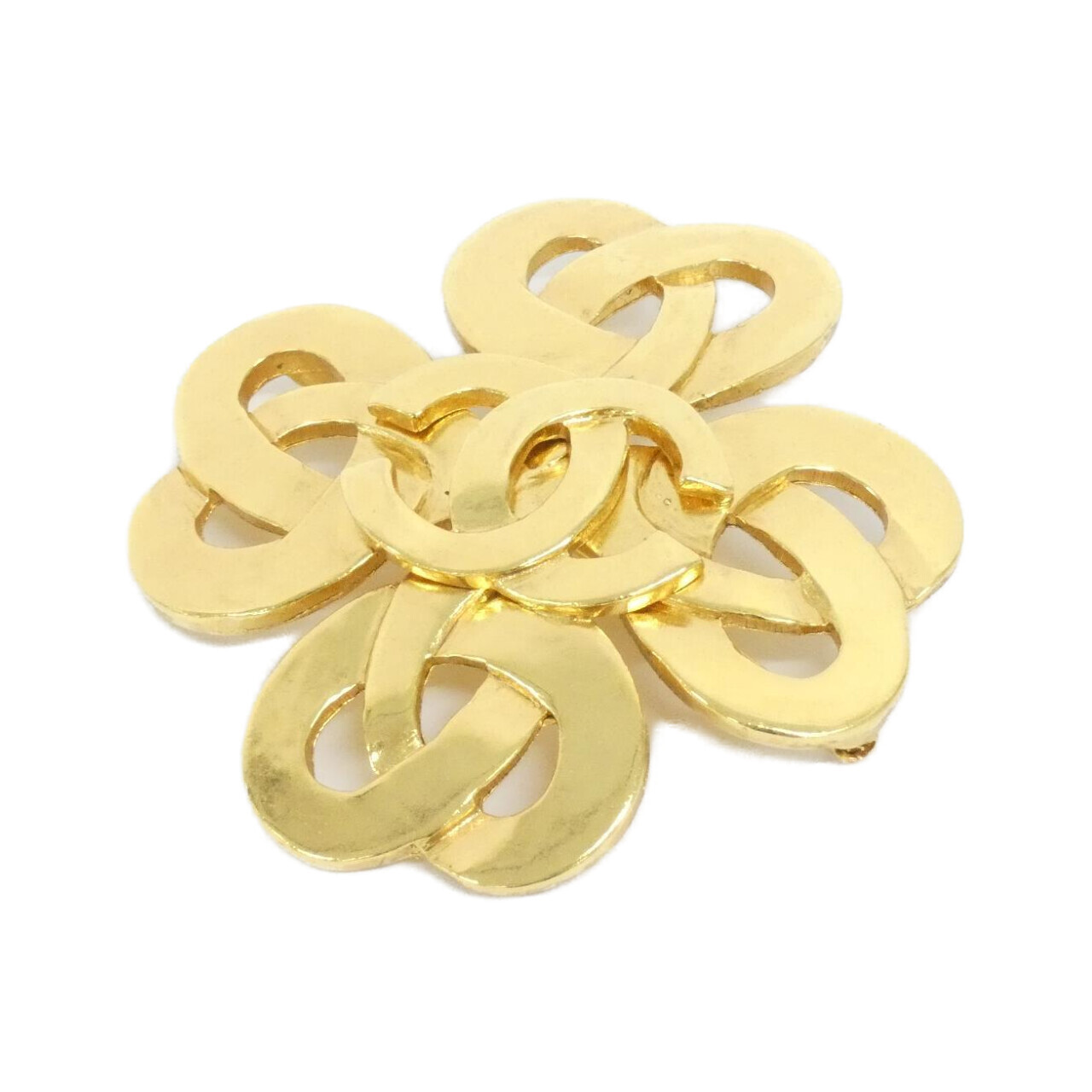 BROOCH