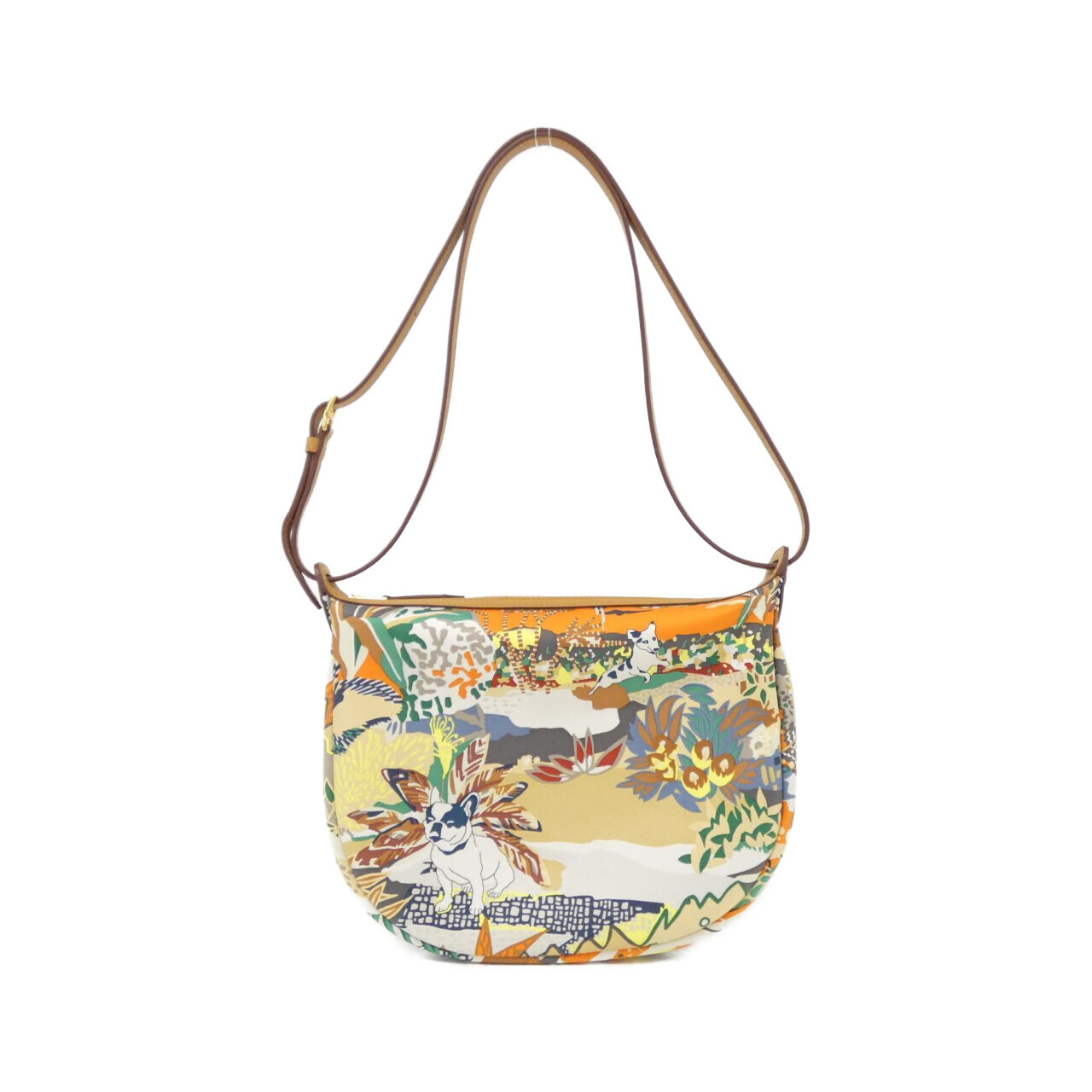 POUCH