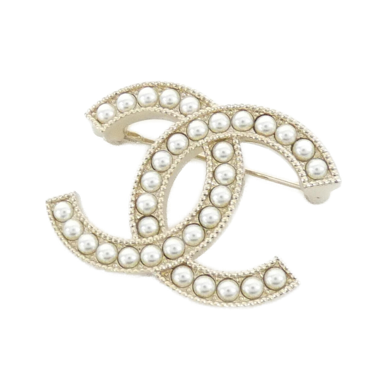 BROOCH