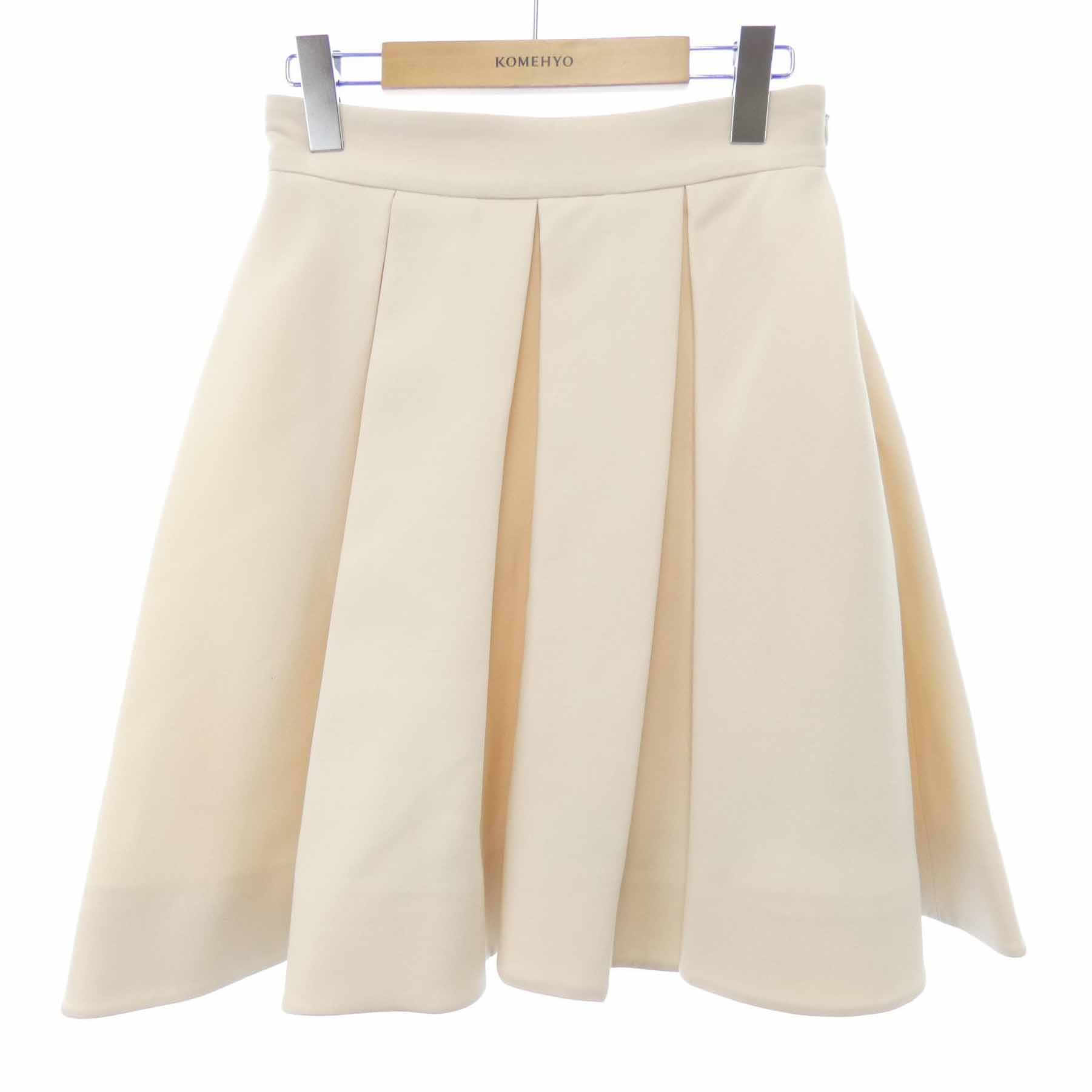 スカート